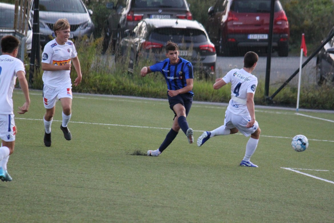 5-0 ved Eliot etter han fintet vekk motstanderene 