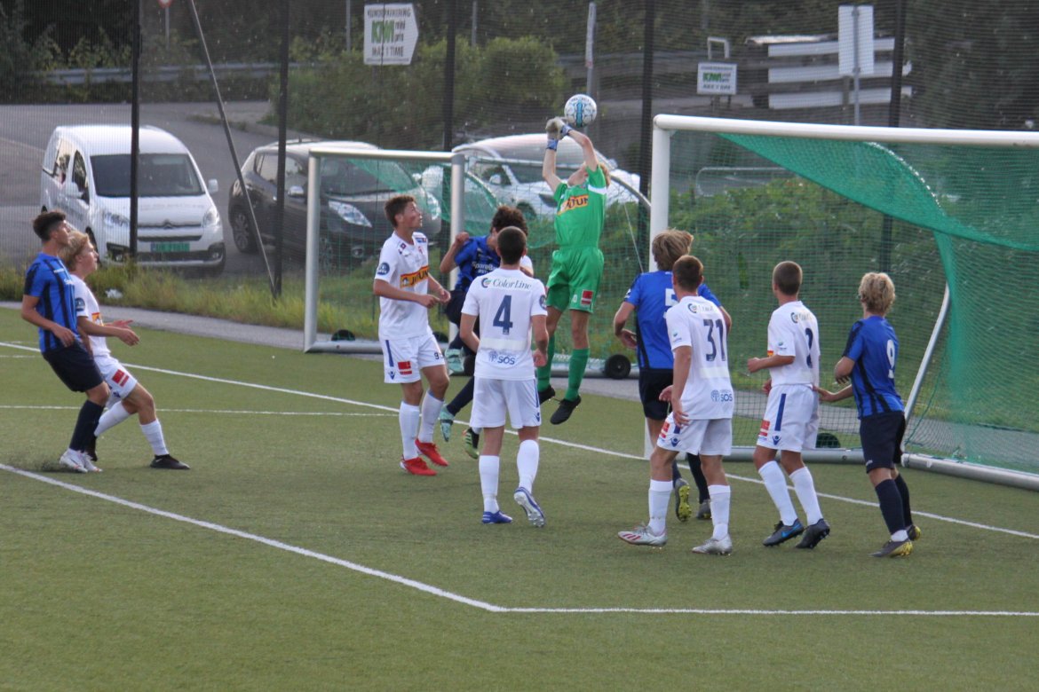 4-0 ved Simen