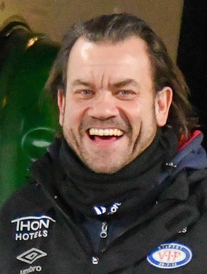 <em>All grunn for Enga-trener Jack Majgaard Jensen til å smile - hele veien til banketten</em>