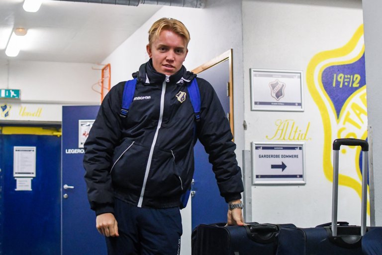 Morten Renå Olsen med siste forbredelser før avreise til Molde - Foto: Kristian Bjerke